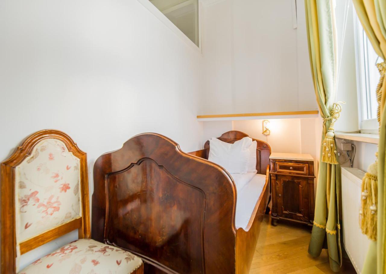 Kronhaus Brasov Bagian luar foto