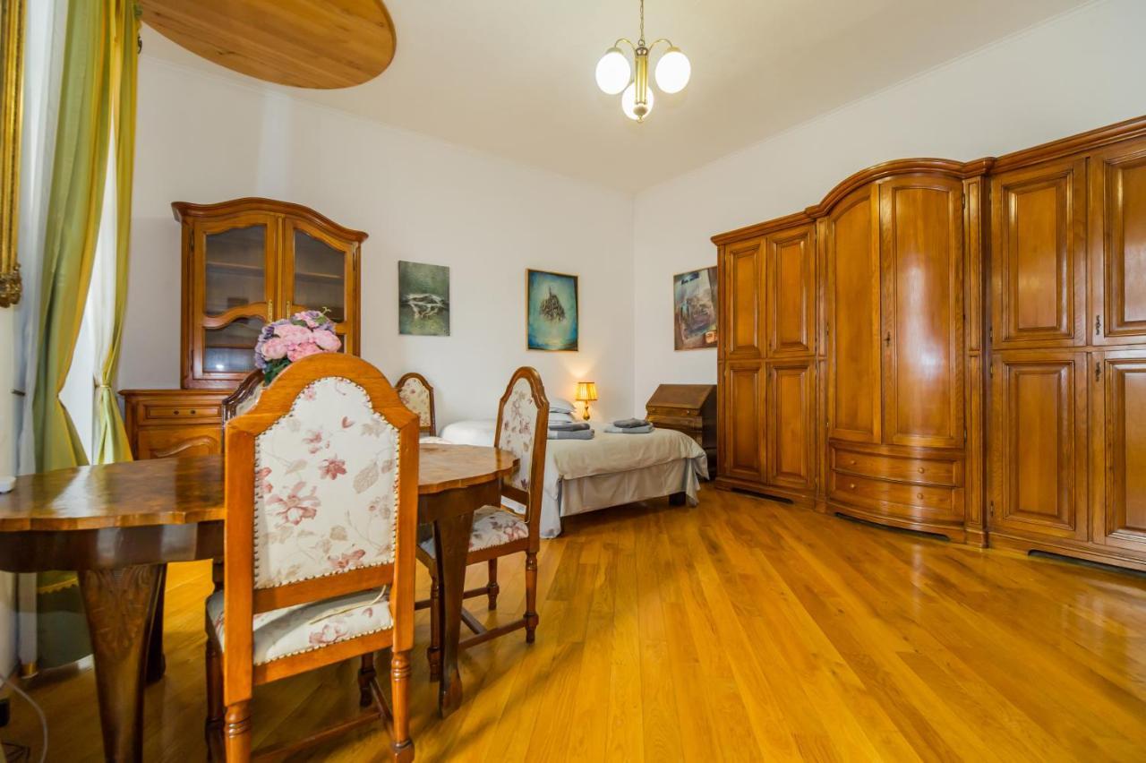 Kronhaus Brasov Bagian luar foto