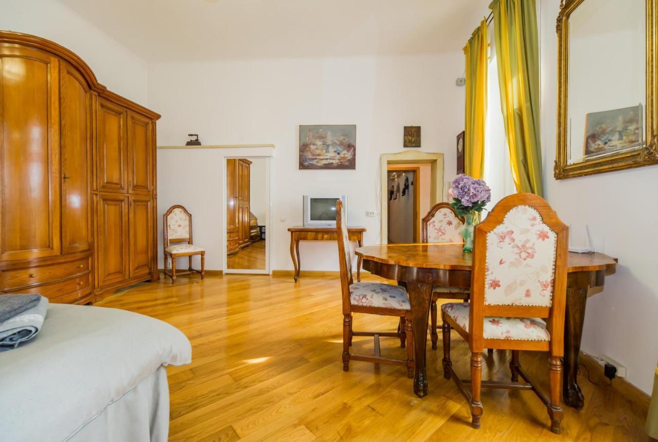 Kronhaus Brasov Bagian luar foto